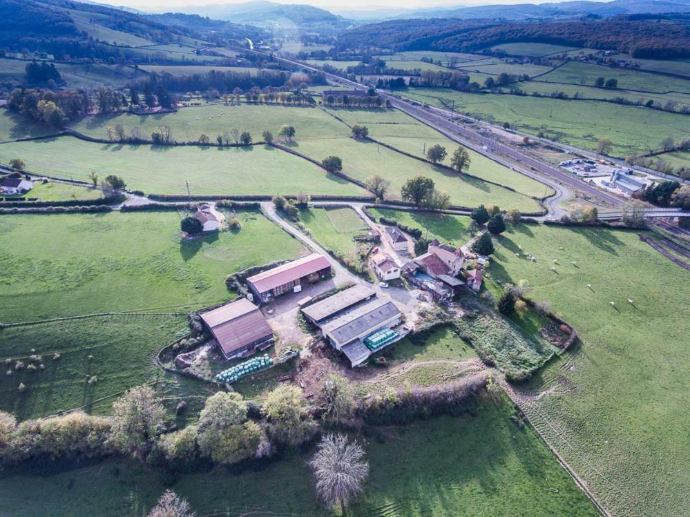 Ferme De La Corbette Bed & Breakfast Cluny Exterior foto
